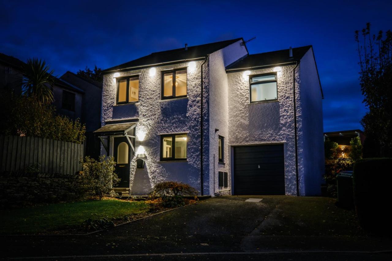 Rockside - Luxury 1 Bedroom Home With Hot Tub, Central Location, Parking And Pet Friendly Windermere Exterior photo